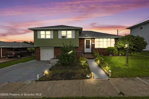 45 Sunrise Dr, Wilkes Barre, PA 18705