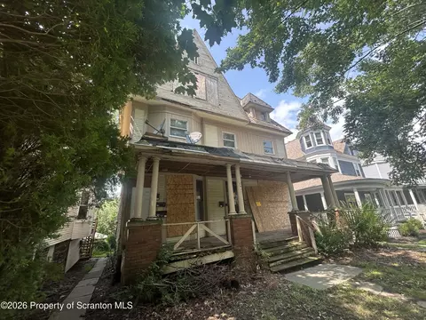 Exterior - 809 Monroe Ave, Scranton, PA 18510 photo 2 of 4