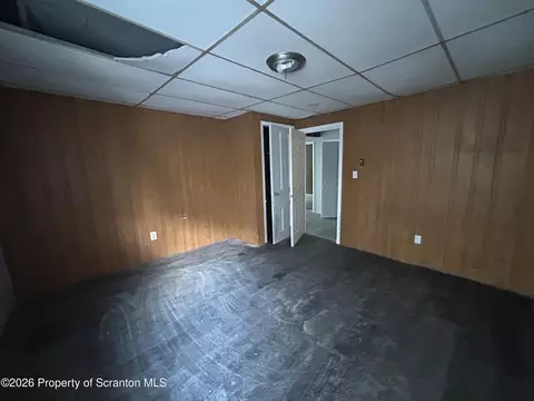 Bedroom - 809 Monroe Ave, Scranton, PA 18510 photo 2 of 8