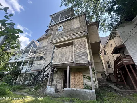 Exterior - 809 Monroe Ave, Scranton, PA 18510 photo 4 of 4