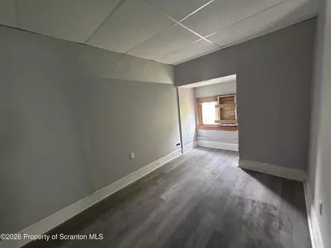 Bedroom - 809 Monroe Ave, Scranton, PA 18510 photo 5 of 8