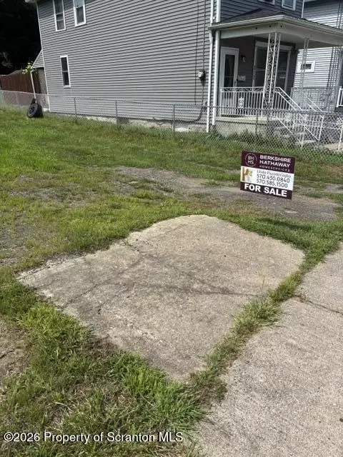 219 Gilligan St, Wilkes-barre, PA 18702