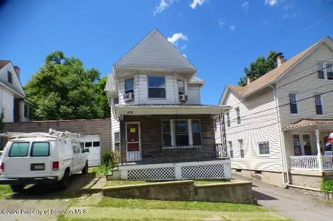 818 Myrtle St, Scranton, PA 18510