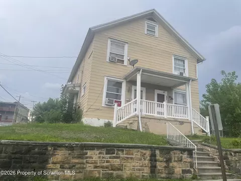330-332 S 10th Ave, Scranton, PA 18504