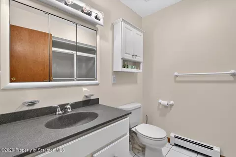 Bath - 710 E Corey St, Scranton, PA 18505 photo 3 of 6