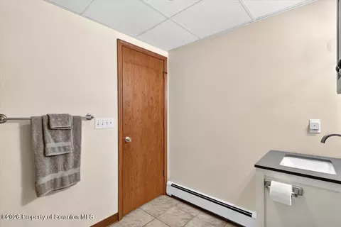 Bath - 710 E Corey St, Scranton, PA 18505 photo 6 of 6