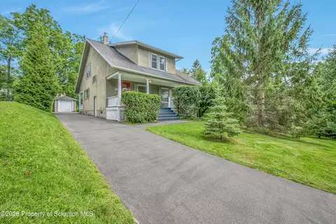 406 Highland Ave, Clarks Summit, PA 18411