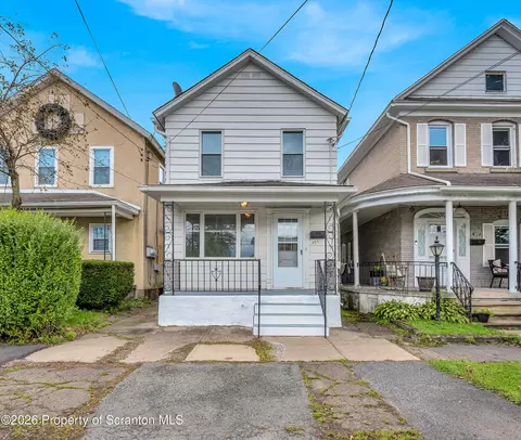 305 Powell Ave, Jessup, PA 18434