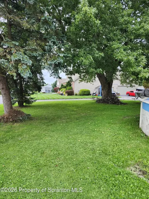 Exterior - 725 E Scott St, Olyphant, PA 18447 photo 5 of 5