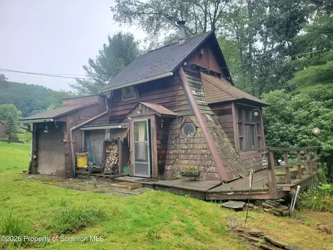 6268 Lakeview Rd, Susquehanna, PA 18847