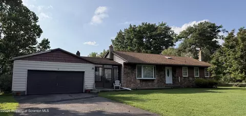739 Cortez Rd, Jefferson Twp, PA 18436
