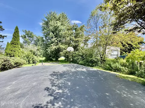 Exterior - 603 E Drinker St, Dunmore, PA 18512 photo 4 of 7
