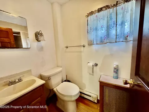 Bath - 603 E Drinker St, Dunmore, PA 18512 photo 1 of 2