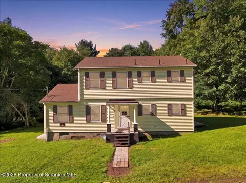 508 Canaan Rd, Waymart, PA 18472