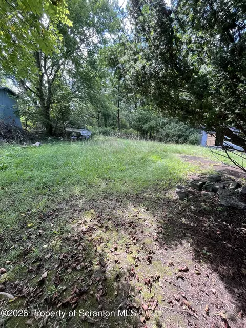 1338 Elm St, Scranton, PA 18505 photo 8