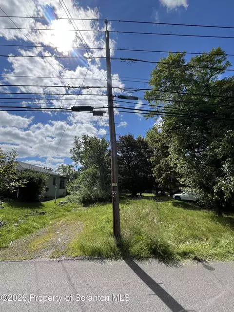 1338 Elm St, Scranton, PA 18505 photo 11