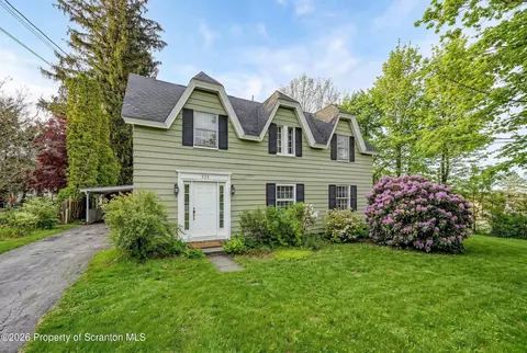 321 Maple St, Montrose, PA 18801