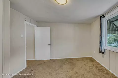Bedroom - 509 W Grace St, Old Forge, PA 18518 photo 2 of 5