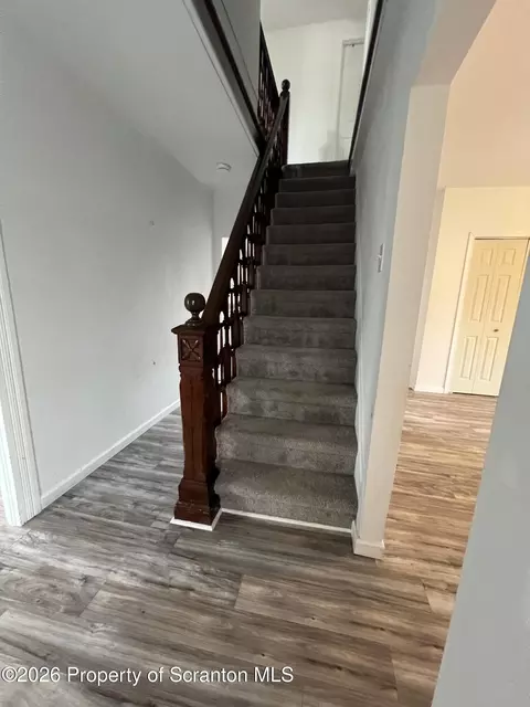 Entry Way - 412 Delaware Ave, Olyphant, PA 18447 photo 1 of 5