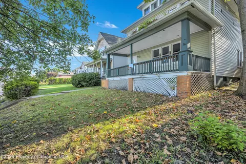 451 W Market St, Scranton, PA 18508