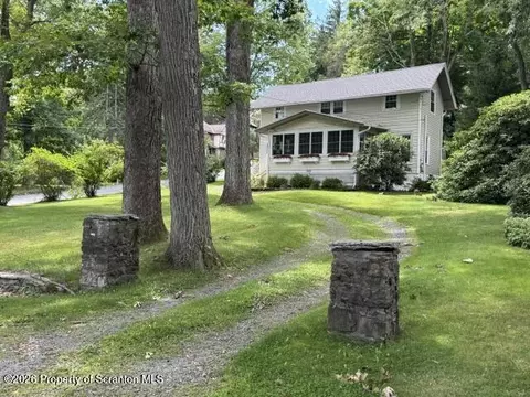 644 Grandview St, Clarks Summit, PA 18411