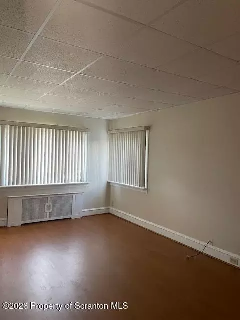 Living - 515-517 Elm St, Scranton, PA 18505 photo 1 of 1