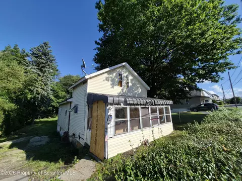 511 Meridian Ave, Scranton, PA 18504