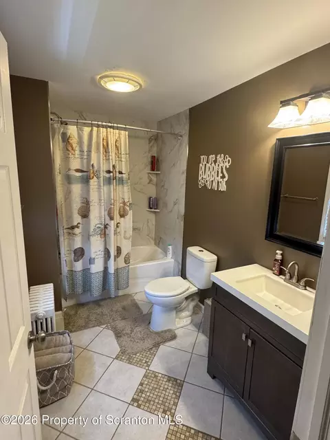 Bath - 311 Railroad St, Old Forge, PA 18518 photo 4 of 5