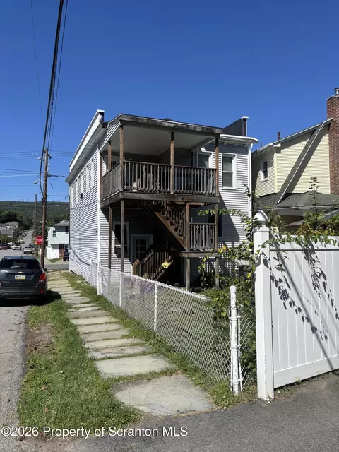 1702 Wayne Ave, Scranton, PA 18508 photo 2