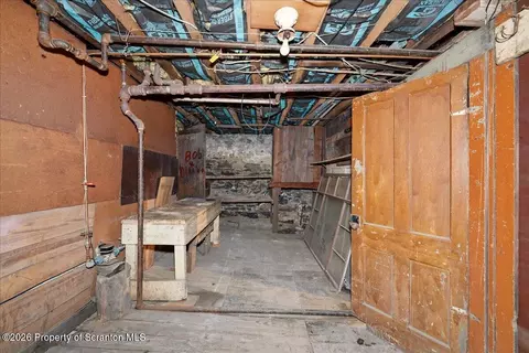 Other - 910-912 Hampton St, Scranton, PA 18504 photo 11 of 15