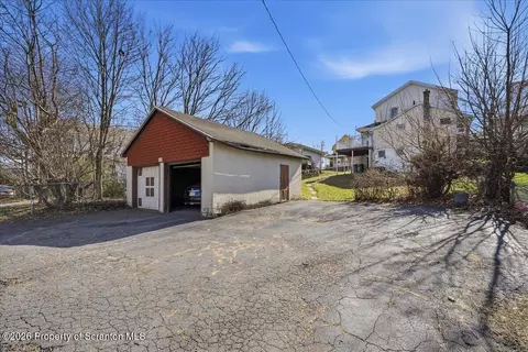 Exterior - 910-912 Hampton St, Scranton, PA 18504 photo 1 of 3