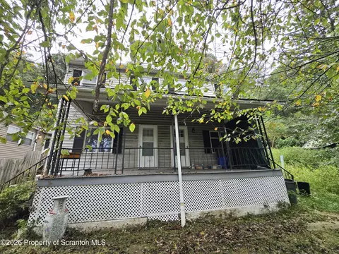 1021-1023 W Main St, Plymouth, PA 18651