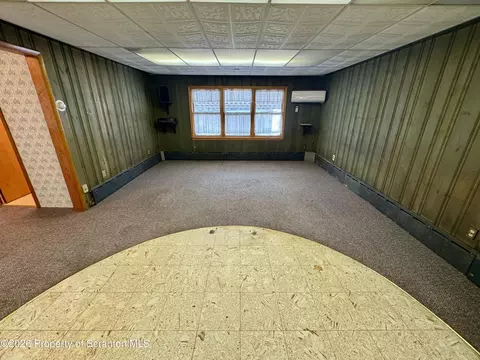 Living - 836 E Lackawanna Ave, Olyphant, PA 18447 photo 6 of 6