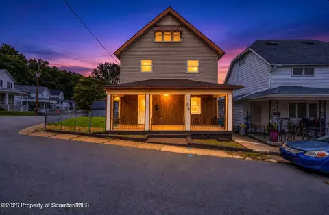 216 Lawrence St, Archbald, PA 18403
