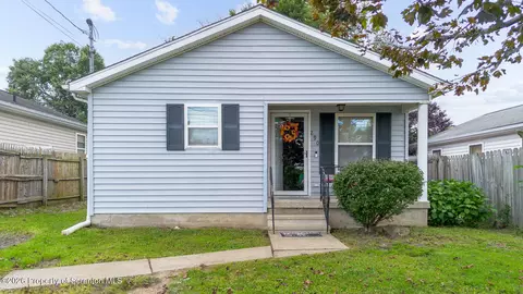 290 Meridian Ave, Scranton, PA 18504
