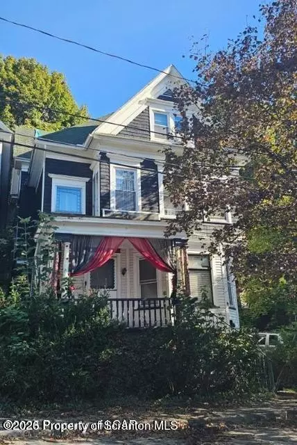 80 Spring St, Carbondale, PA 18407