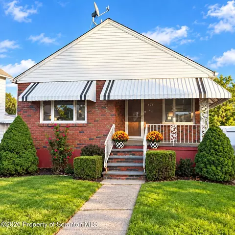 425 14th Ave, Scranton, PA 18504