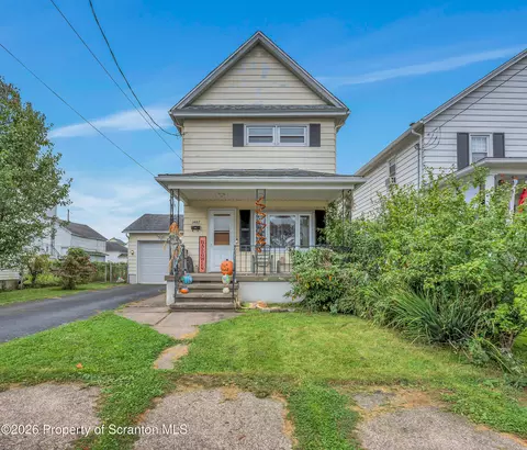 1407 Saint Ann St, Scranton, PA 18504