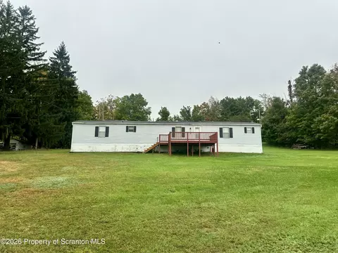24 Snyder Rd, Scott Twp, PA 18433