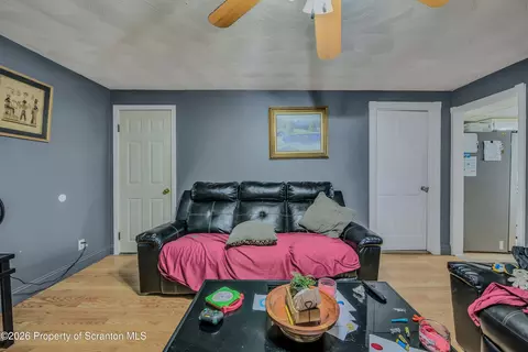 Entry Way - 525 E Scott St, Olyphant, PA 18447 photo 4 of 5