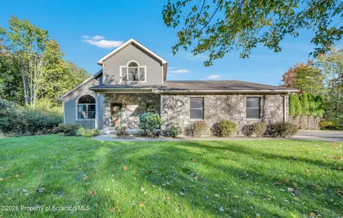 117 Hilltop Rd, Waverly, PA 18471