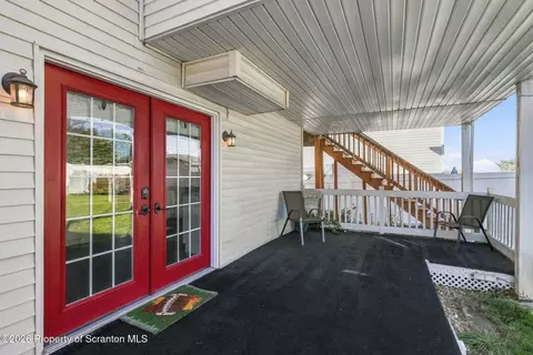 Exterior - 192 Phillips St, Throop, PA 18512 photo 3 of 4