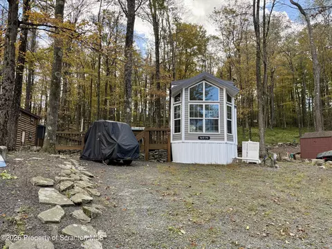 176 Birch Ter, Covington Twp, PA 18424