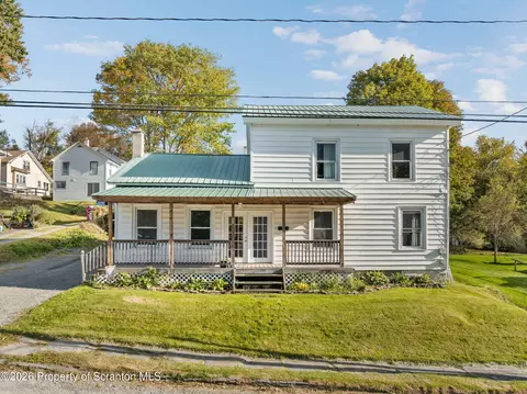60 Pine St, Susquehanna, PA 18847