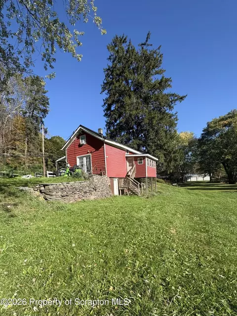 1368 State Route 367, Laceyville, PA 18623
