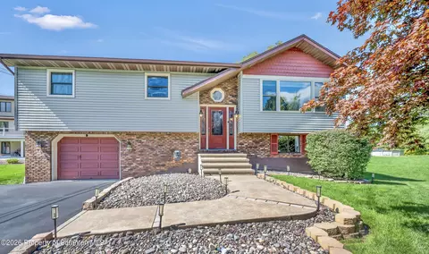 971 Scott Rd, South Abington Twp, PA 18411