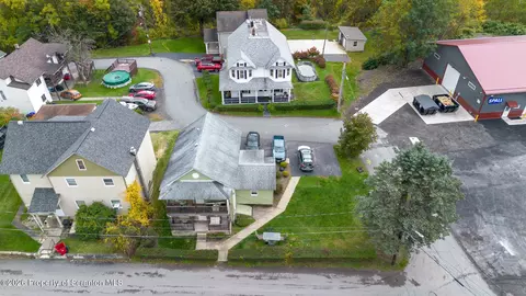 4 Villa St, Carbondale, PA 18407