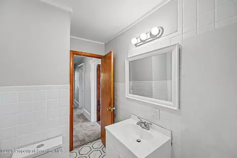 Bath - 31 Butler St, Old Forge, PA 18518 photo 7 of 7