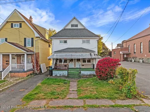 921-923 Wood St, Scranton, PA 18508