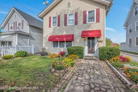 621 Electric St, Scranton, PA 18509